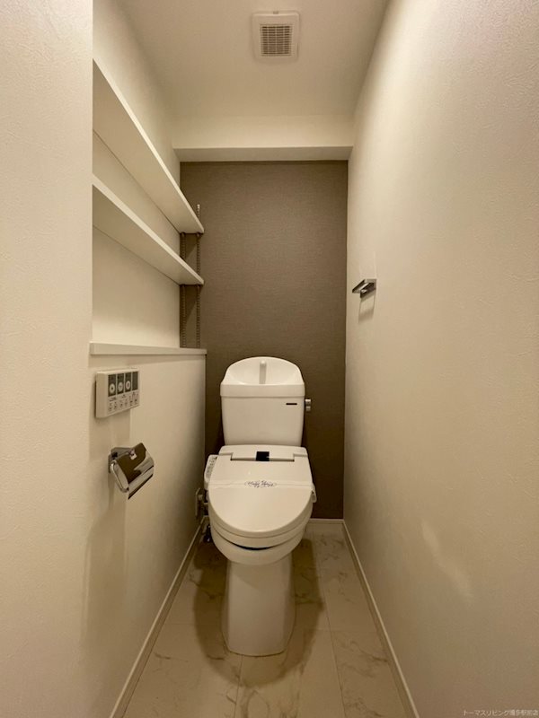 トイレ　※別号室の参考写真です。