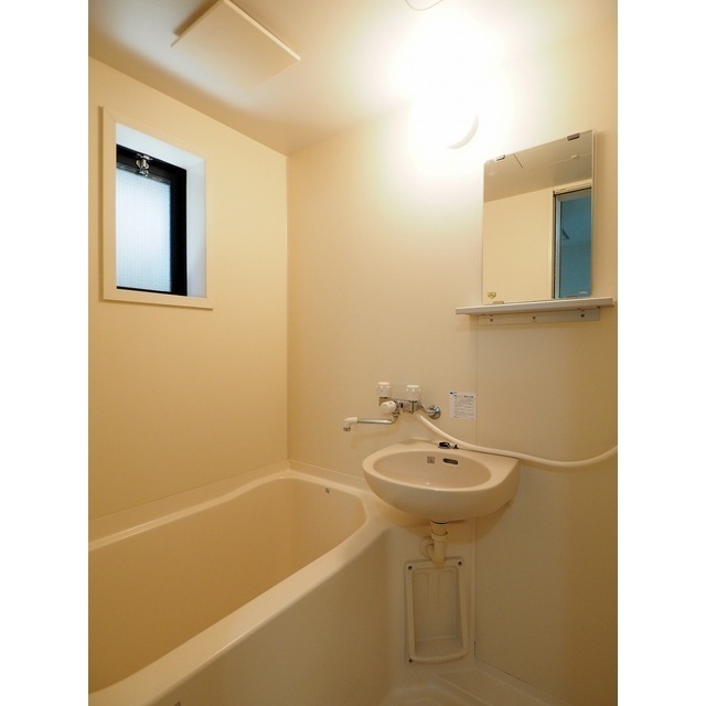 バス・シャワールーム　他号室参照。現況優先。