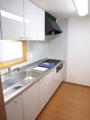 キッチン　3口コンロ　システムキッチン　カウンター型