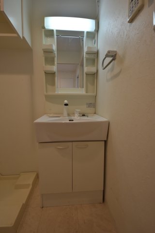 洗面設備　サニーハウス天満橋　独立洗面台