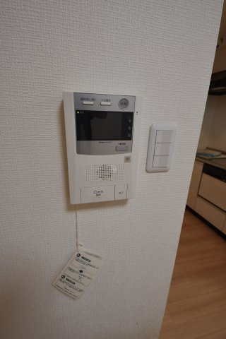 セキュリティ　サニーハウス天満橋　TVモニター付きインターホン