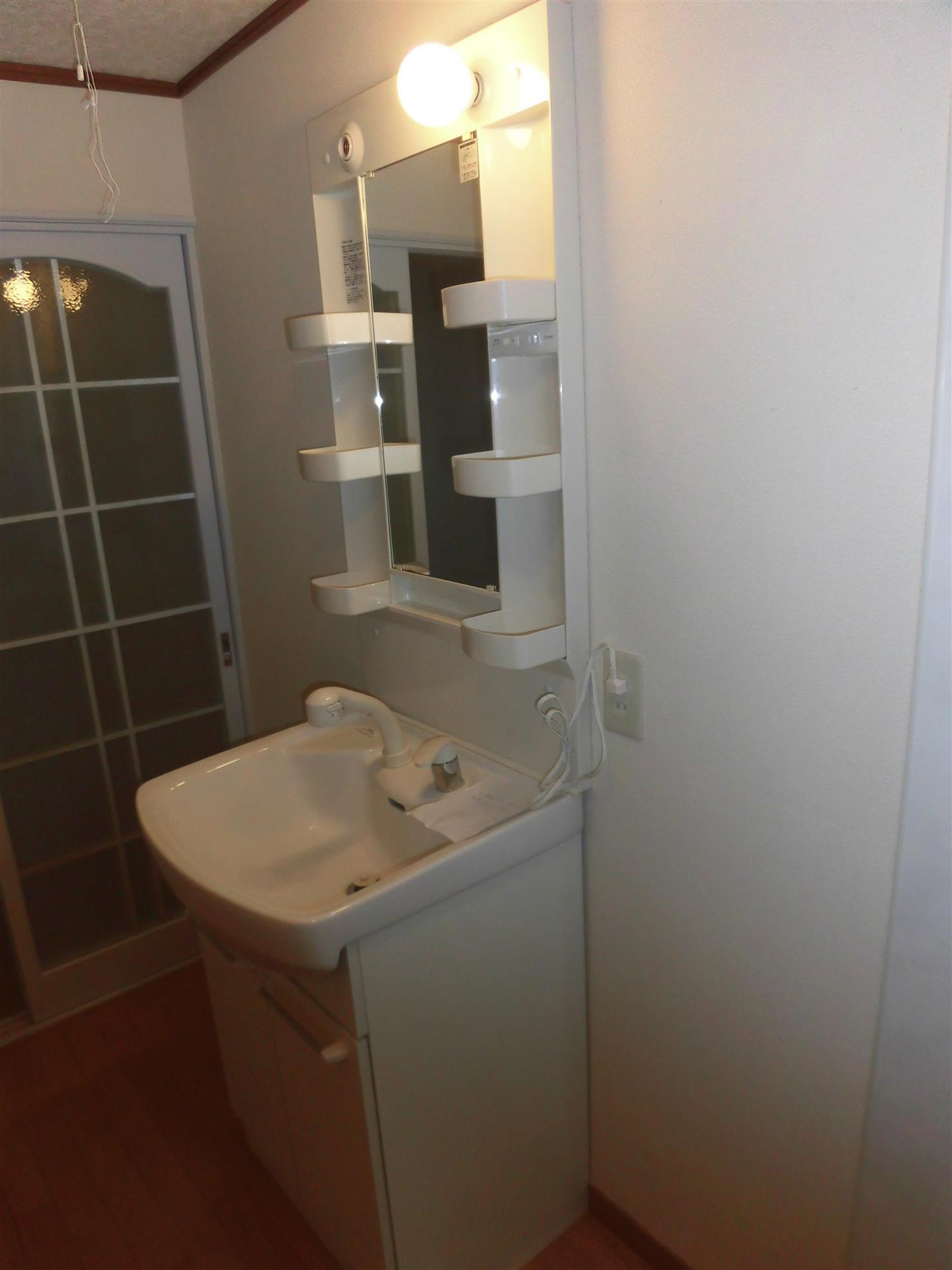 洗面設備　シャワーヘッド付です