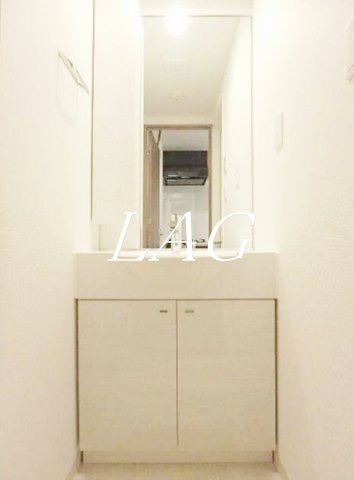 洗面設備　洗面台です。