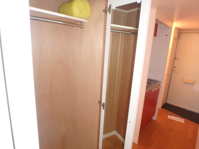 収納　他のお部屋の参考写真となります。