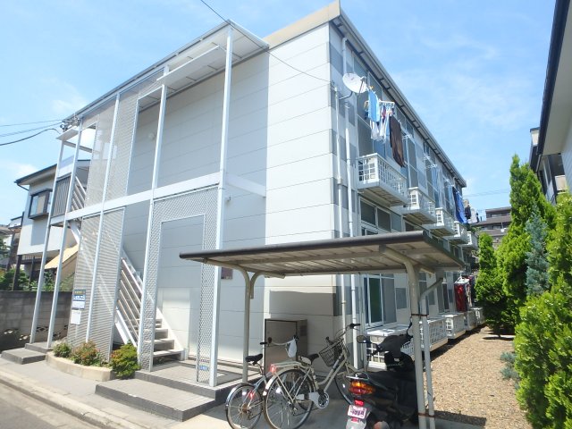 建物外観　2001年完成、ロフト付き！