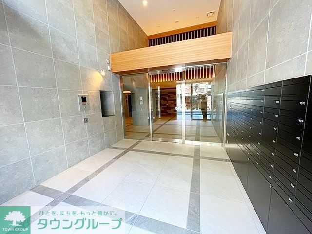 エントランス　☆お部屋探しはタウンハウジング東京赤羽店へ☆