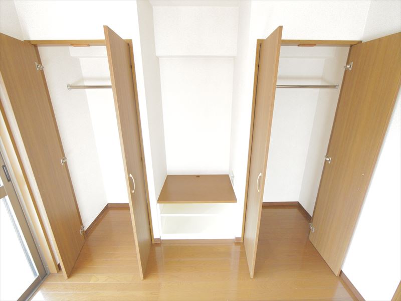 収納　クローゼット