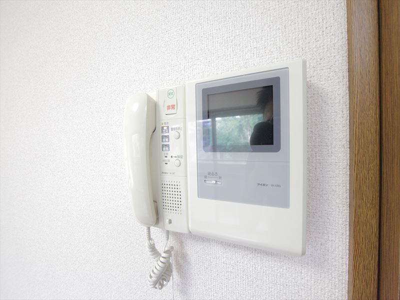 セキュリティ　モニター付きインターホン