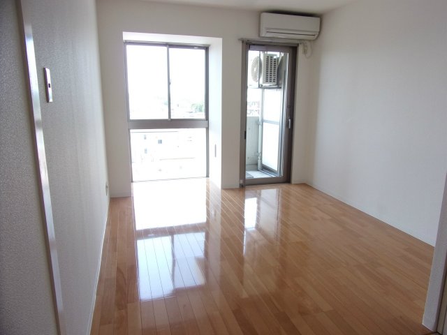 居室・リビング　※他部屋参考