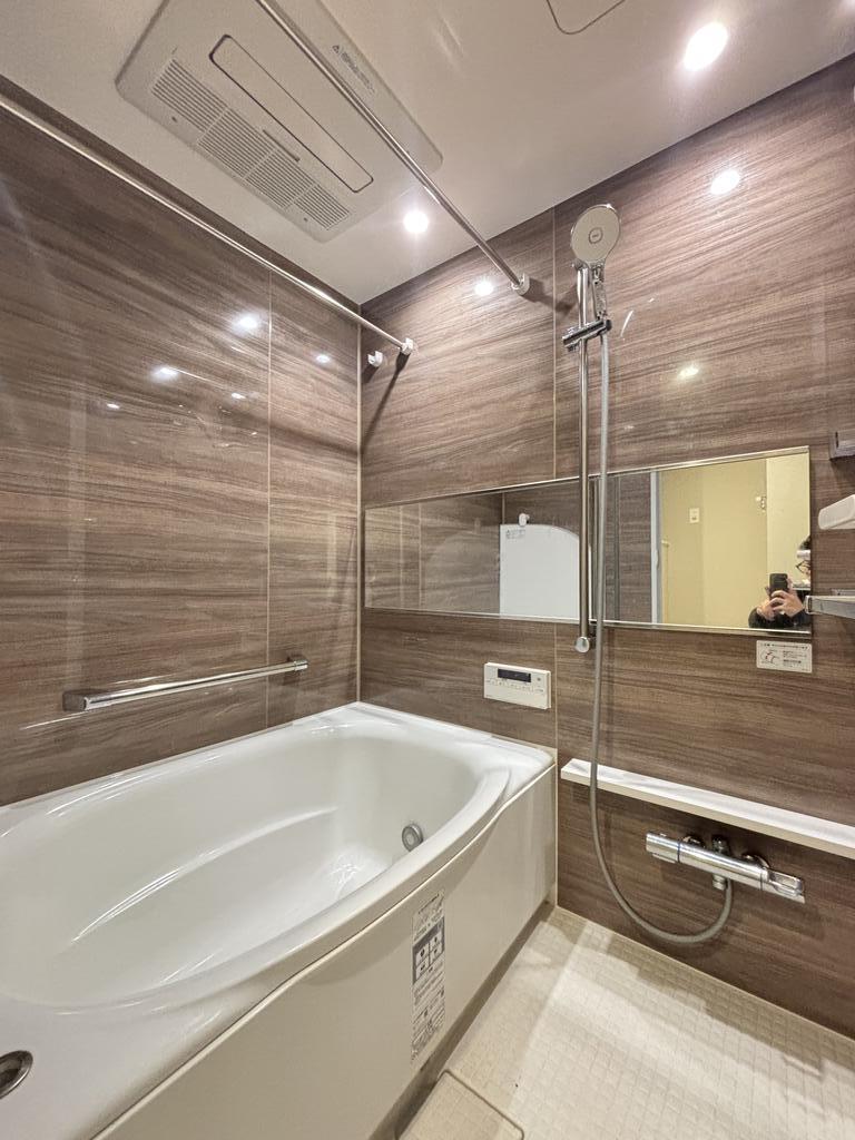 バス・シャワールーム