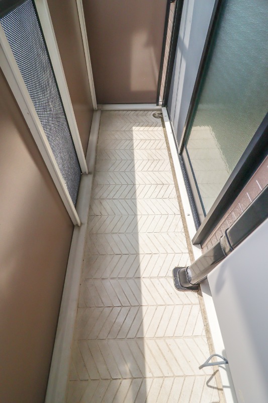 バルコニー　図面と現状に相違がある場合には現状を優先