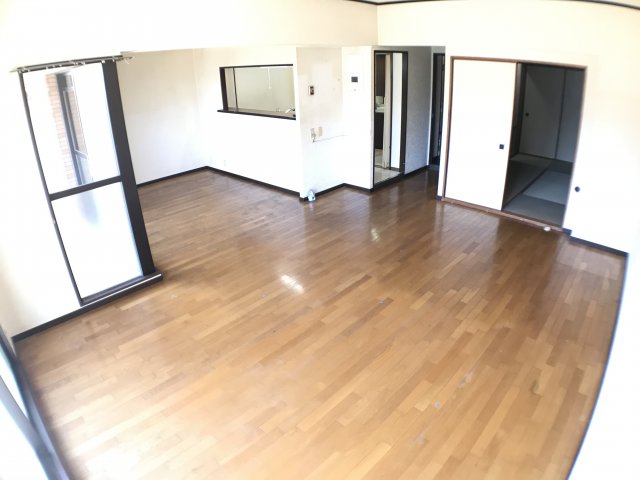 居室・リビング　21帖の広いLDK♪