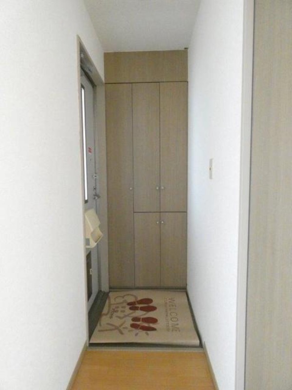 玄関　図面と現状に相違がある場合には現状を優先