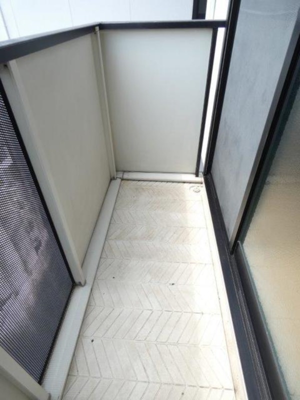 バルコニー　図面と現状に相違がある場合には現状を優先