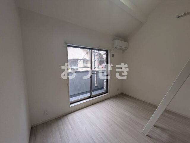 居室・リビング　?