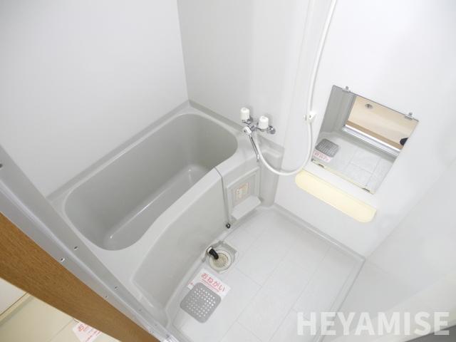 バス・シャワールーム　※同間取りの別の階のお部屋の画像です※