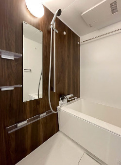 バス・シャワールーム　バス