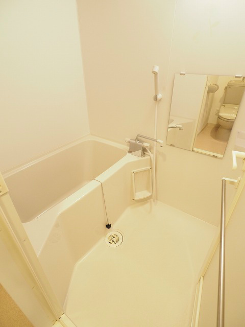 バス・シャワールーム　浴室乾燥機つき