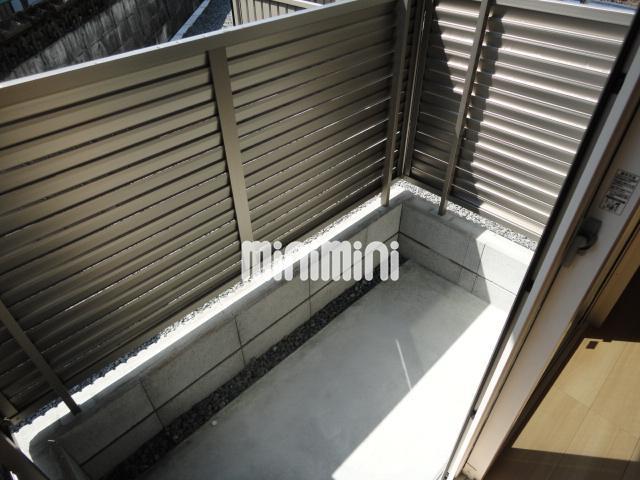 バルコニー　キレイなベランダ