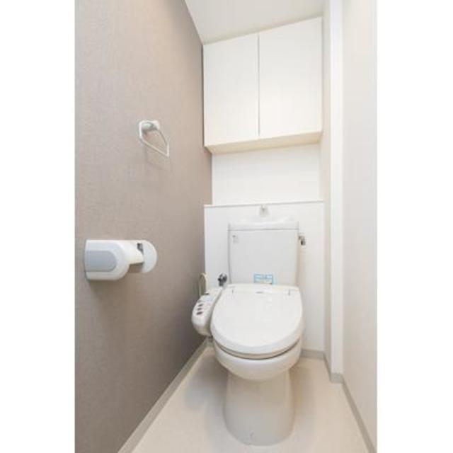 トイレ　※写真は同タイプ住戸です。