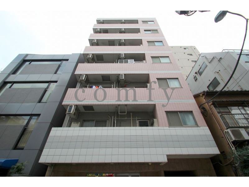 建物外観　２００４年１２月築