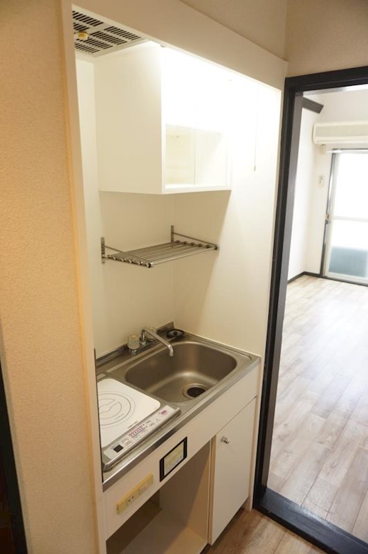 キッチン　ＩＨクッキングヒーター付ミニキッチンでお料理楽々