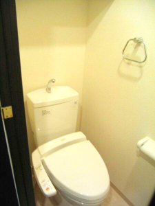 トイレ　シンプルで使いやすいトイレです