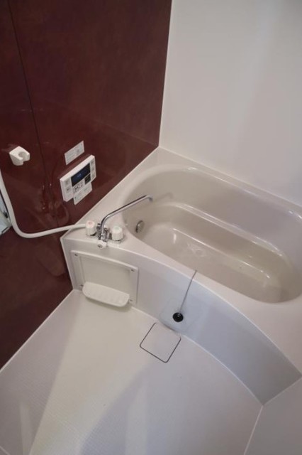 バス・シャワールーム　バスルーム