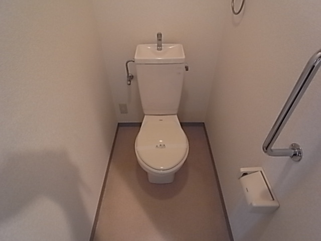 トイレ　お風呂・トイレ別のセパレート