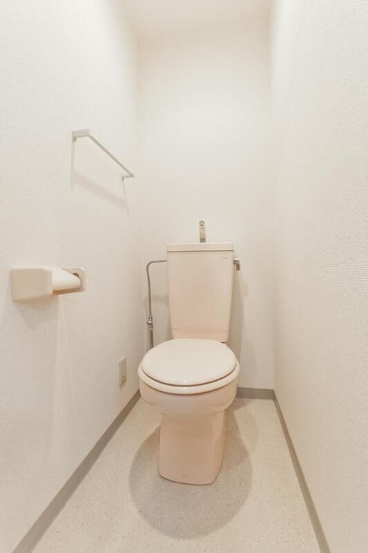 トイレ　別号室参考写真