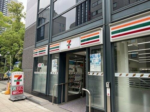 コンビニ　セブンイレブン 大阪靭公園東店（コンビニ）まで567m