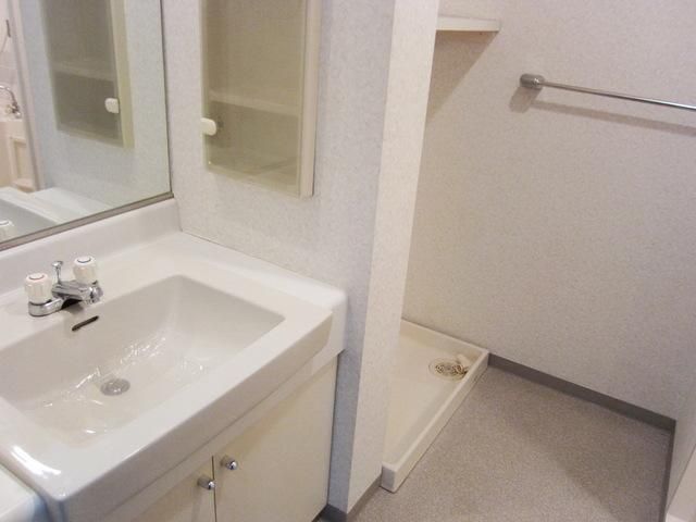 洗面設備　♪忙しい朝のつよーい味方独立洗面台♪