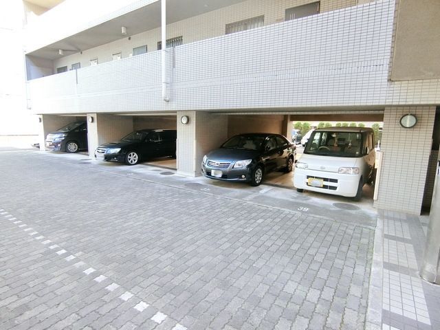 駐車場　☆駐車場☆