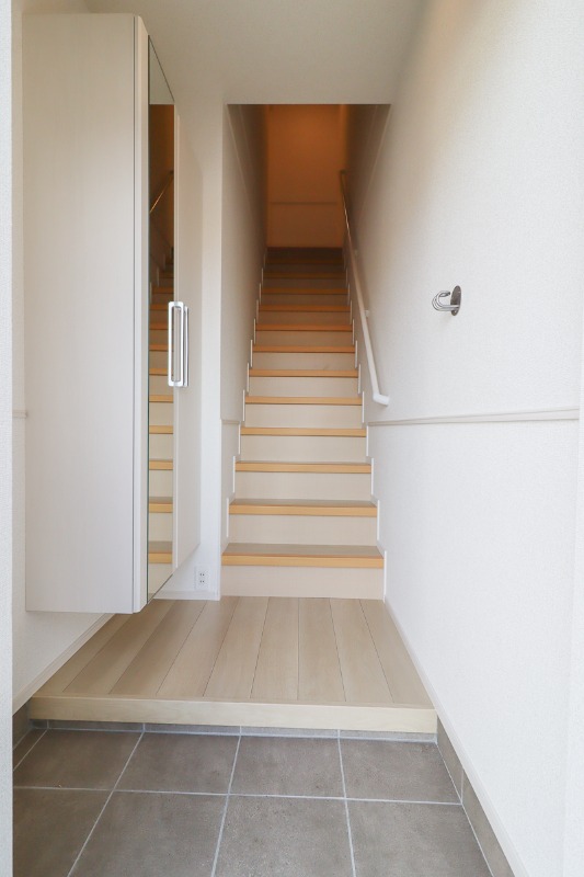 玄関　図面と現状に相違がある場合には現状を優先