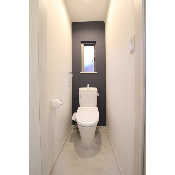 トイレ　温水洗浄便座付