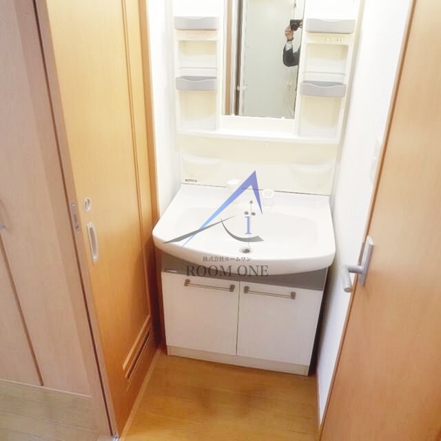 洗面設備　洗面台です。