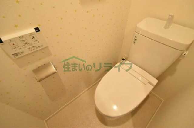 トイレ　ハーモニーレジデンス六義園間取り反転写真　同じ広さ