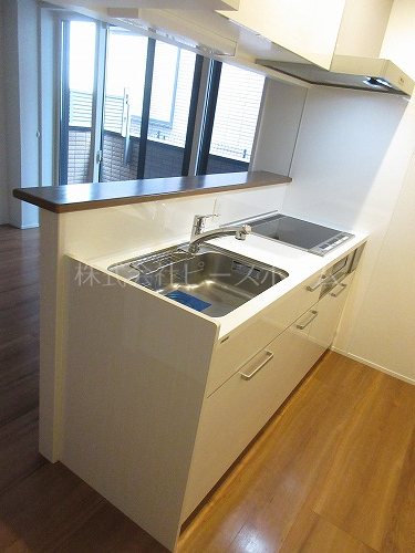 キッチン　※別号室参考写真