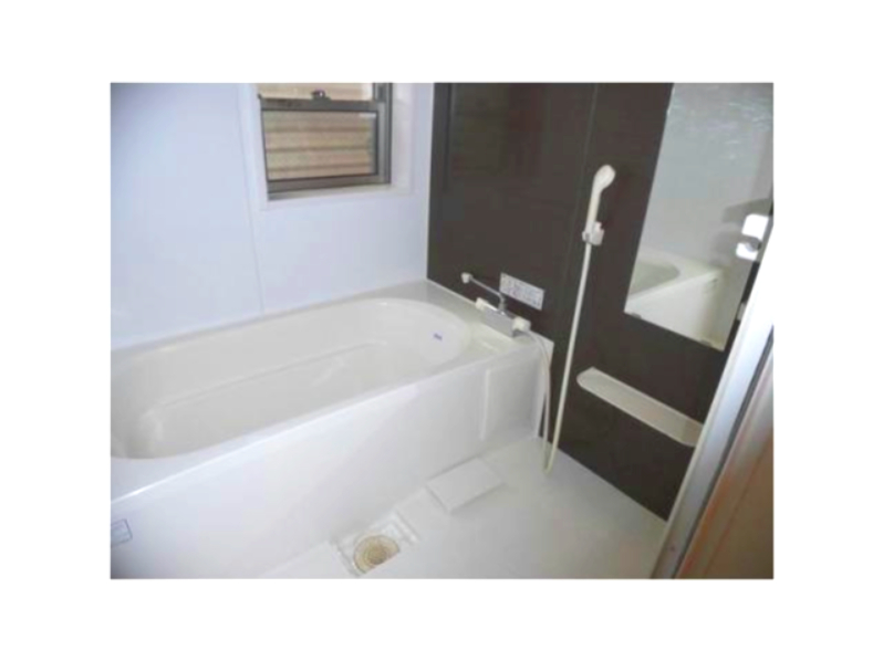 バス・シャワールーム　※写真は同じマンションの違う部屋のものになります。