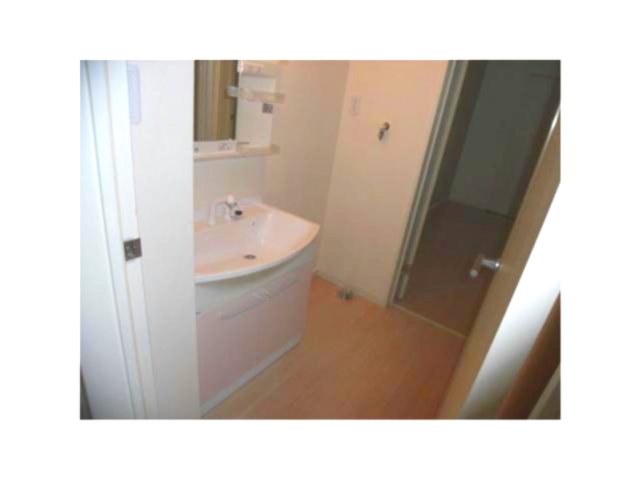 洗面設備　※写真は同じマンションの違う部屋のものになります。