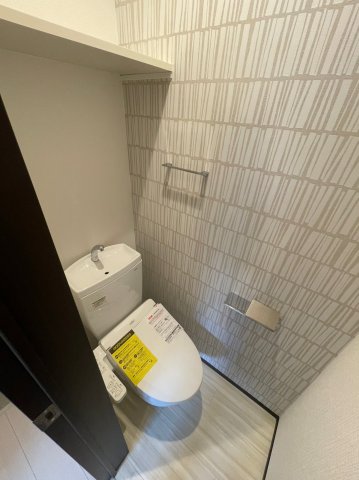 トイレ　同シリーズ物件のモデルルームになります※現況優先