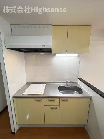 キッチン　コンパクトなキッチンで掃除もラクラク