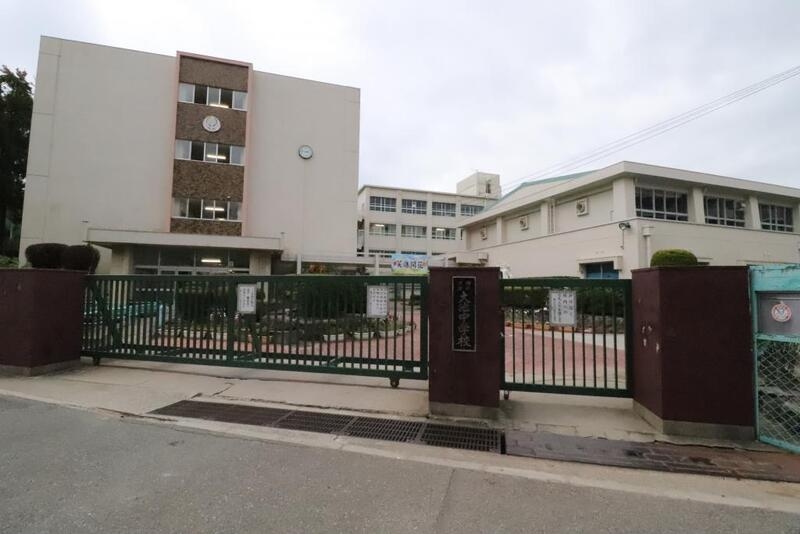 中学校　神戸市立大池中学校（中学校）まで1200m