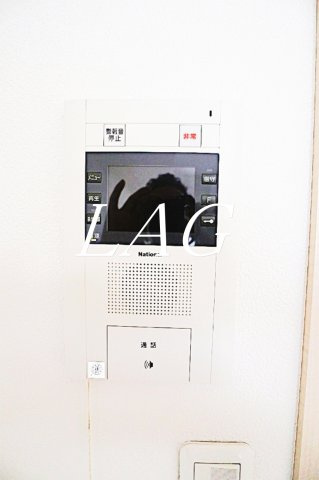 セキュリティ　モニター付きインターホンです。