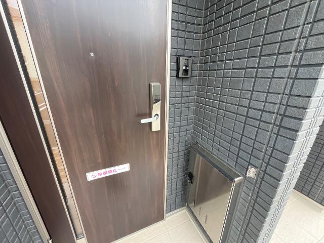 玄関　電子キー