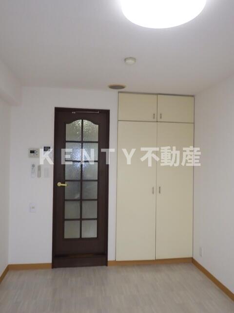 その他部屋・スペース　使い勝手のいい寝室です