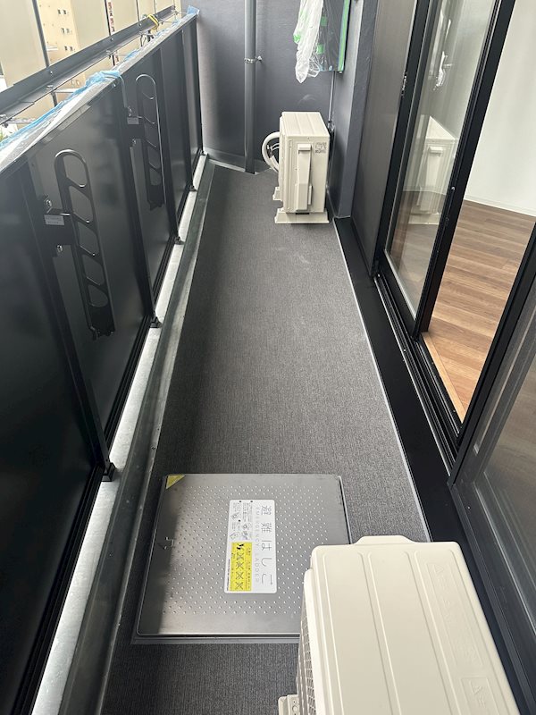 バルコニー　バルコニー