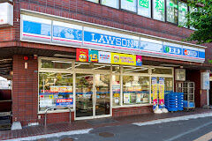 コンビニ　ローソン二十四軒1条店（コンビニ）まで1399m