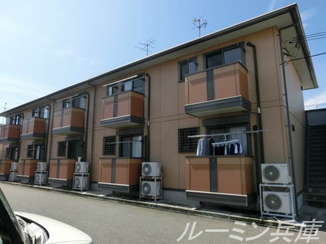 アーバンシヅキの外観写真