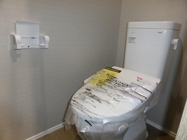 トイレ　トイレ　ＴＯＴＯをシュレット完備